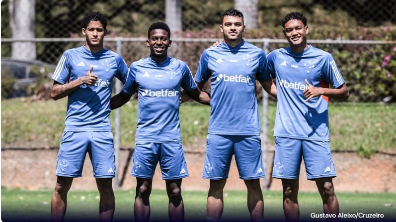 Cruzeiro promove destaques da base ao time principal: Conheça os nomes